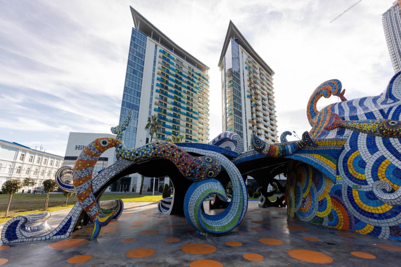MiraMar Luxury Residences - Kaynak Booking - Batum'da gezilecek yerler